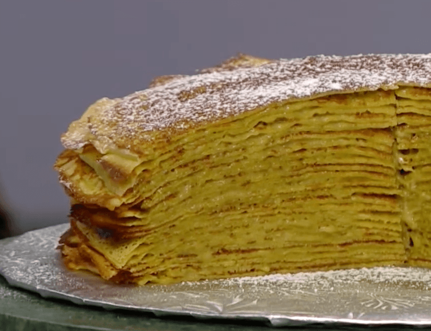 Matcha Pistachio Mille Crêpe Image 1